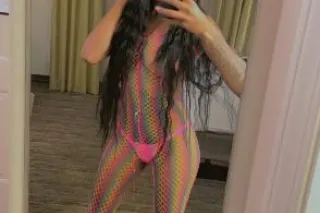 Carlsbad Chocolate Factory 🪒♥ fun Size Barbie 🥰💯 - Image 8